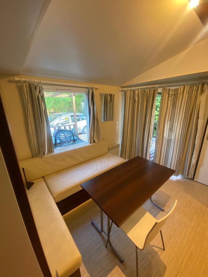 Sejour Inoubliable En Provence, Camping 4* La Roque d'Antheron Bagian luar foto